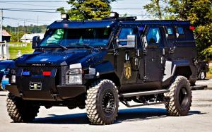 Alpine Armoring Pit-Bull VX 4x4 '2011